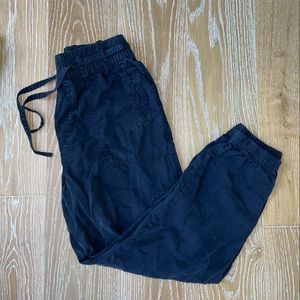 American Eagle Joggers